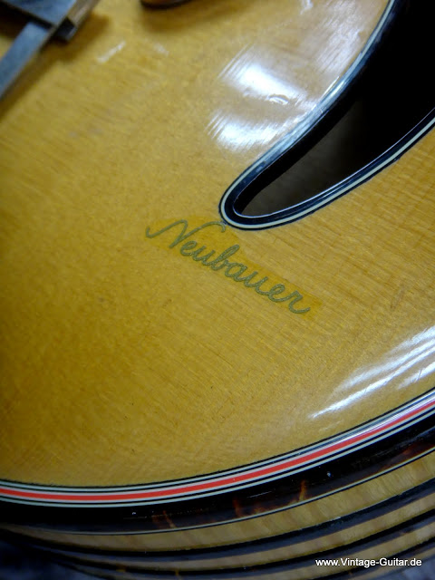 Neubauer Gitarre-003.JPG